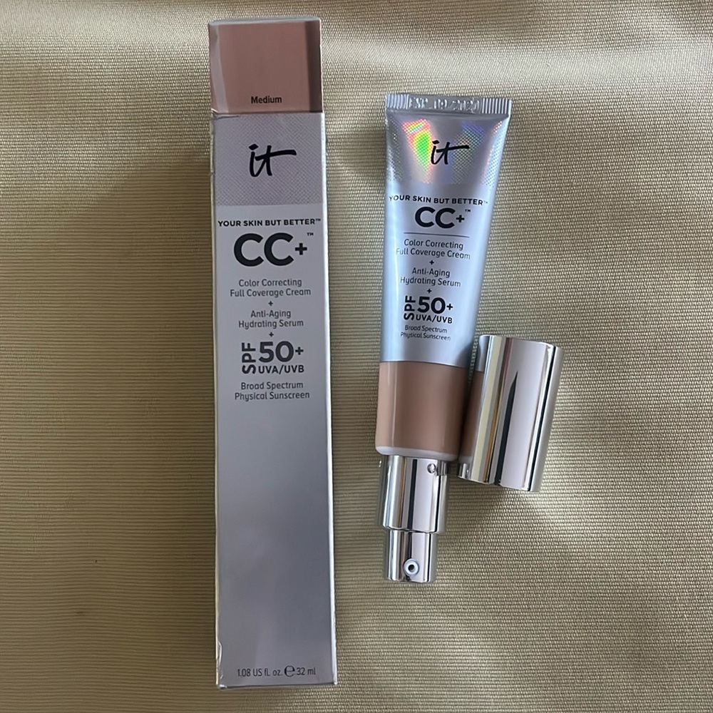 IT Cosmetics CC+ Cream shade Medium